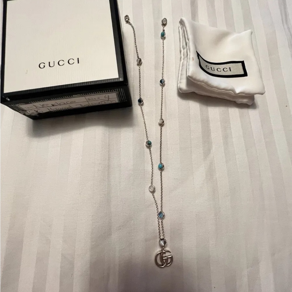 Necklace Gucci Marmont GG Pendant Ladies Silver 42cm Turquoise New with Box - Picture 2 of 3